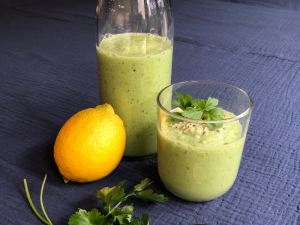 Groene avocado smoothie