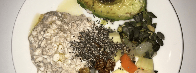 Avocado noten zaden ontbijt