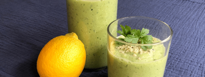 Groene avocado smoothie