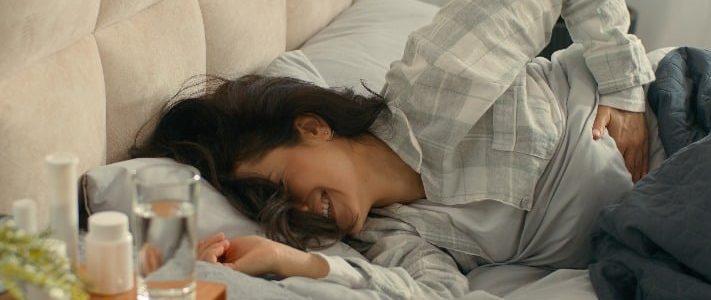 De invloed van chronische stress op spijsverteringsklachten en huidproblemen